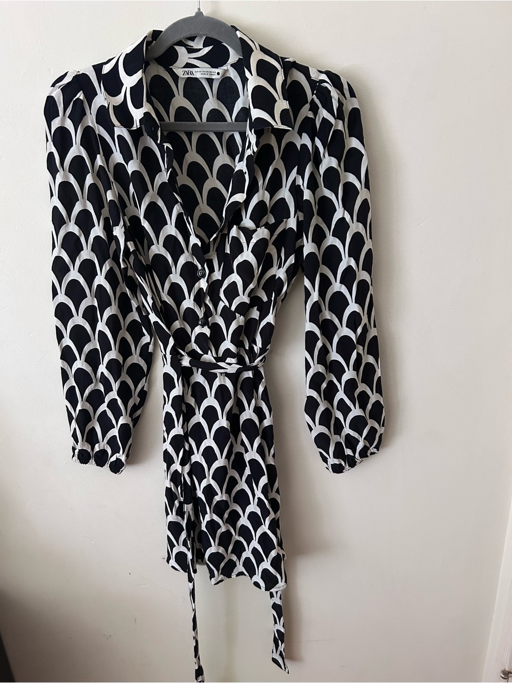 Zara Black and White Scallop-Print Dress